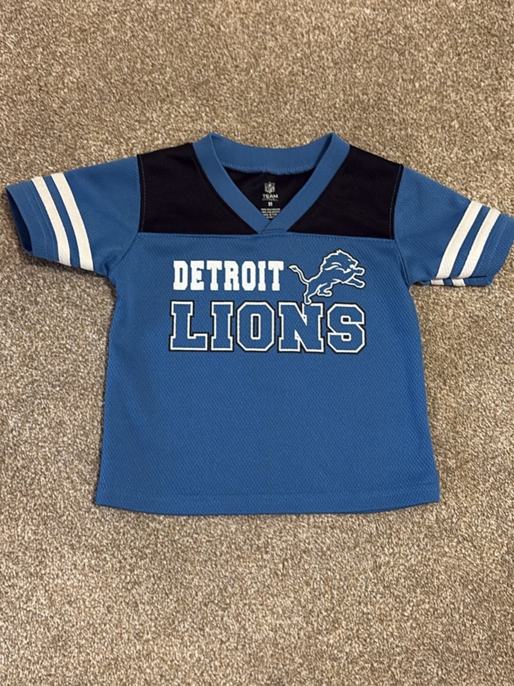 2T NFL Team Apparel Detroit Lions Shirt
